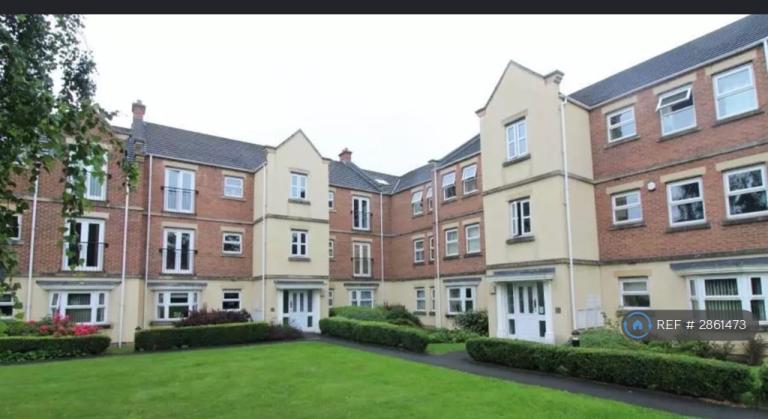 Flat Whitehall Croft in Leeds