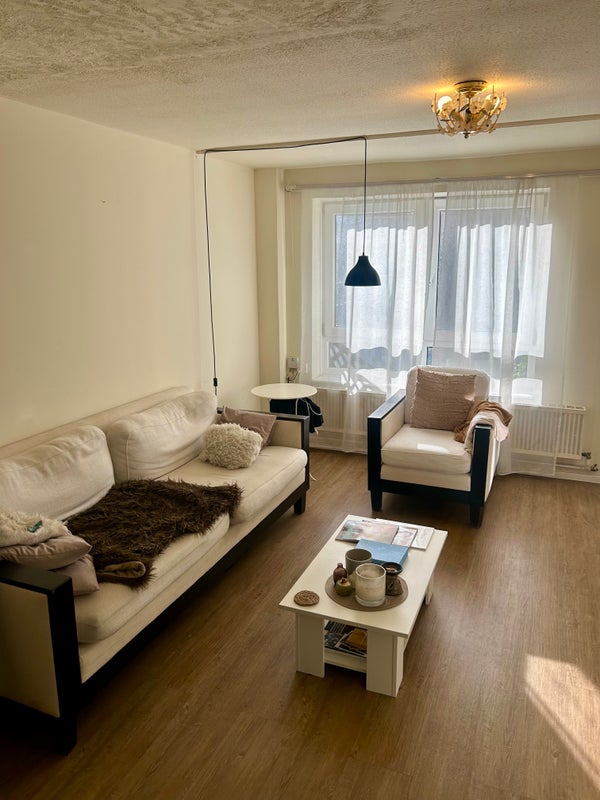 Room Salisbury Close in Greater London