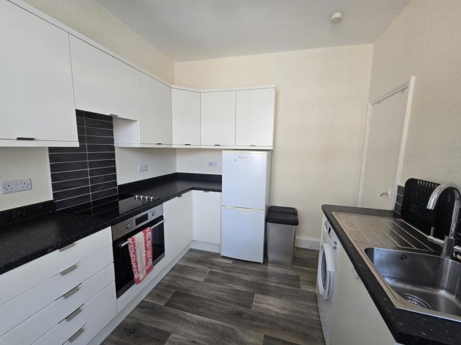 Flat Montague Road in Leicester