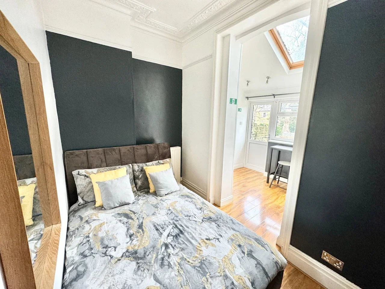 Room Disraeli Road in Greater London