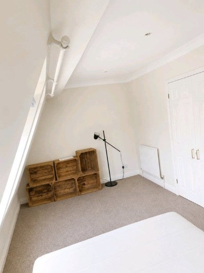 Room Baytree Mews in London