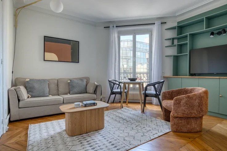 Flat Rue Louis Rouquier in Levallois-Perret