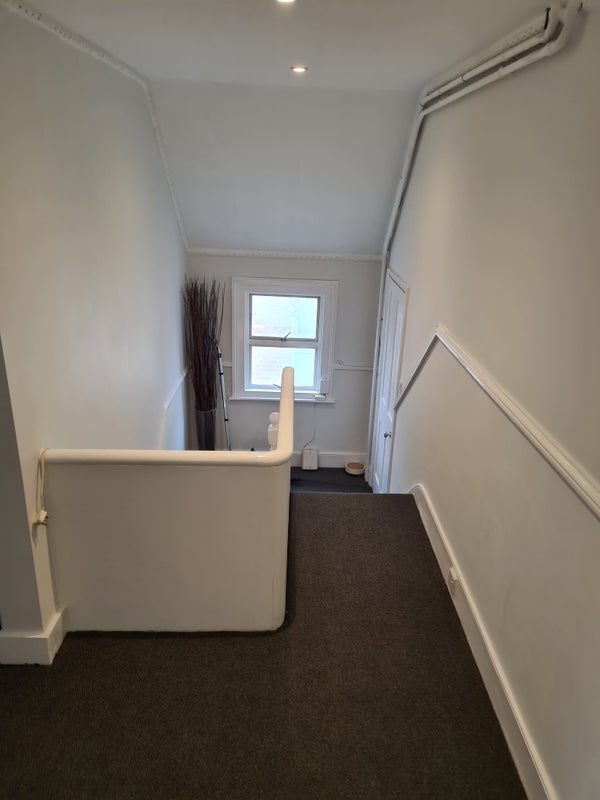 Room Montserrat Road in Greater London