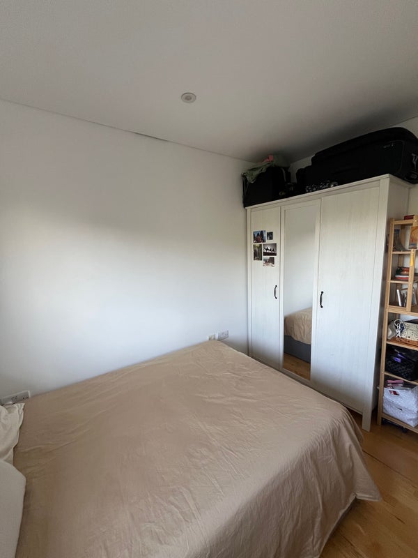 Room Hermitage Street in City of Westminster