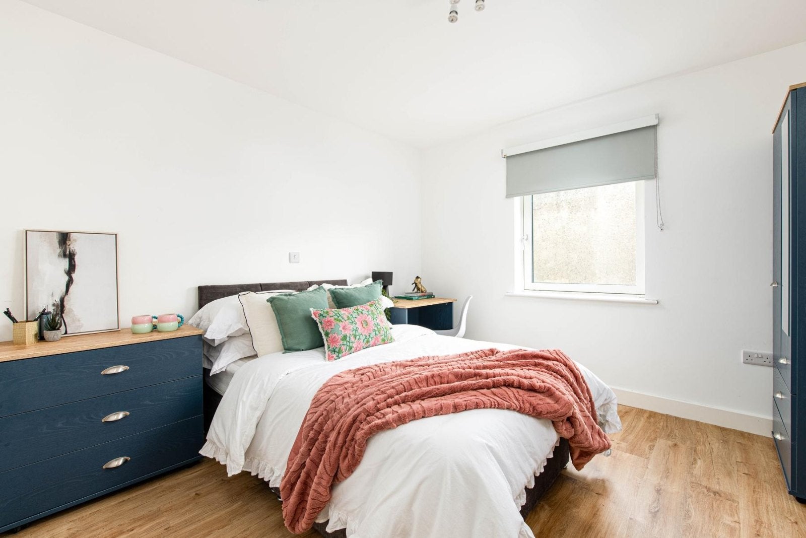 Room West Street in Bristol