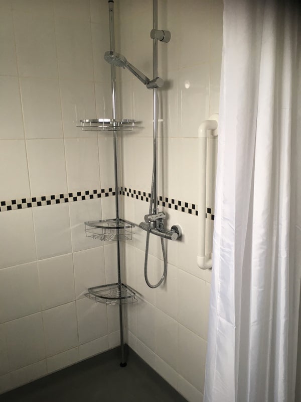Room Elgin Close in Dudley