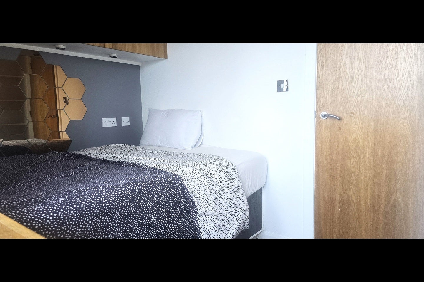 Room Woolwich New Road in Greater London