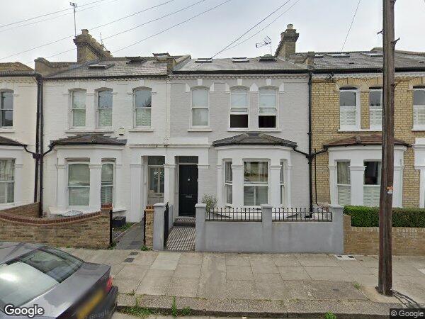 Room Brookville Road in Greater London