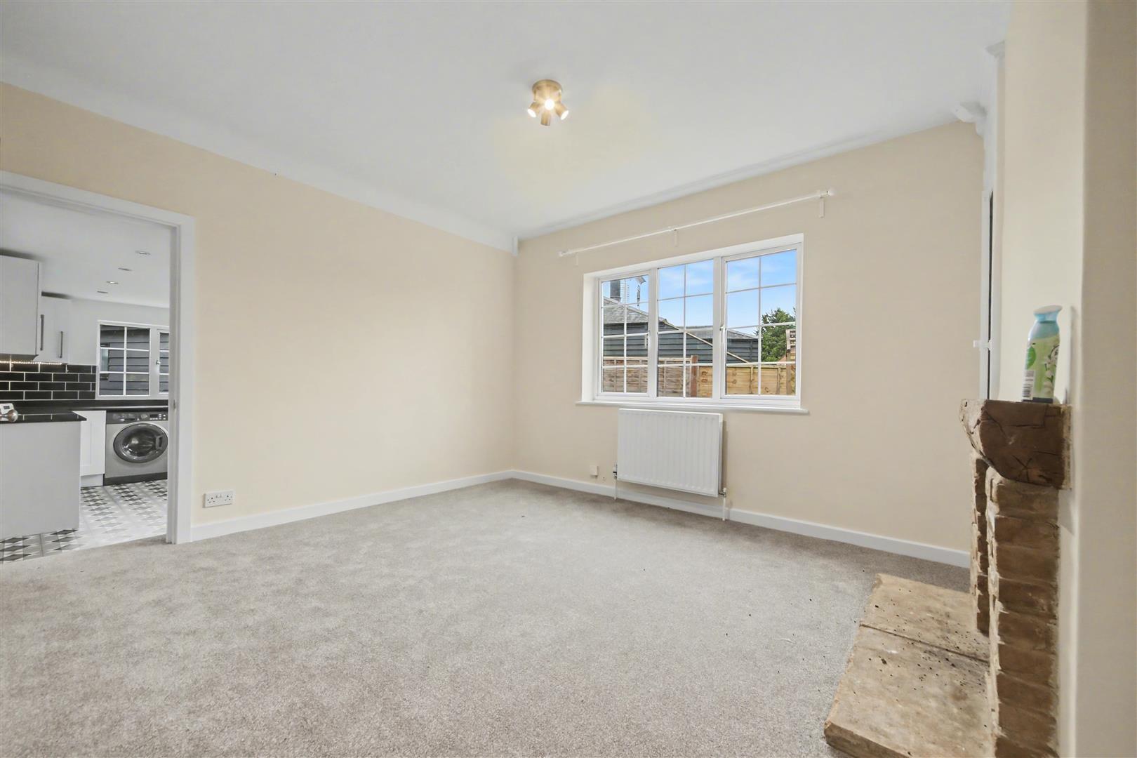 House Woodhall Lane in Hertsmere