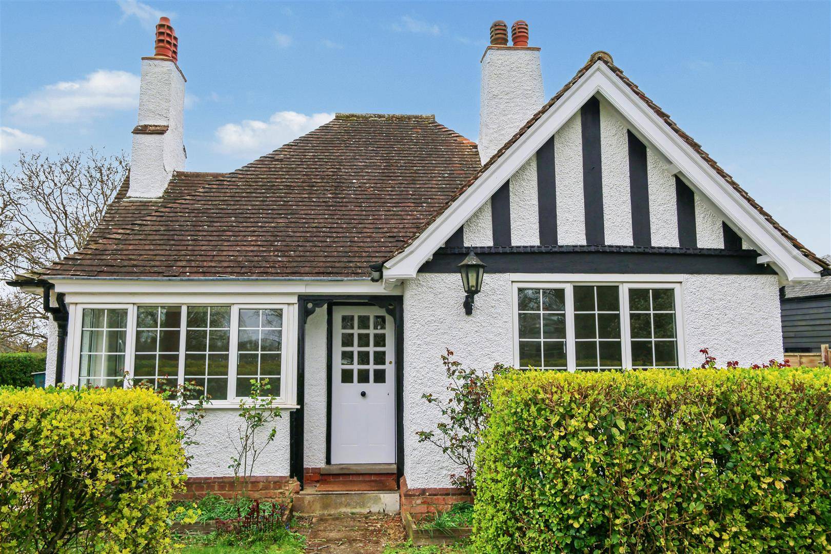 House Woodhall Lane in Hertsmere