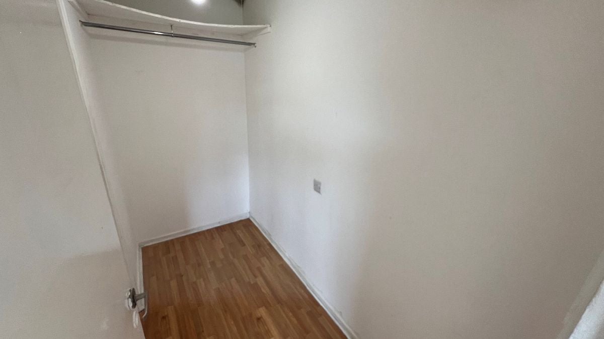 Flat Circuit Close in Willenhall