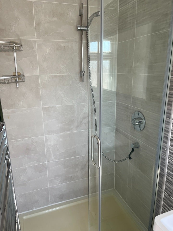 Room Wydehurst Road in Greater London