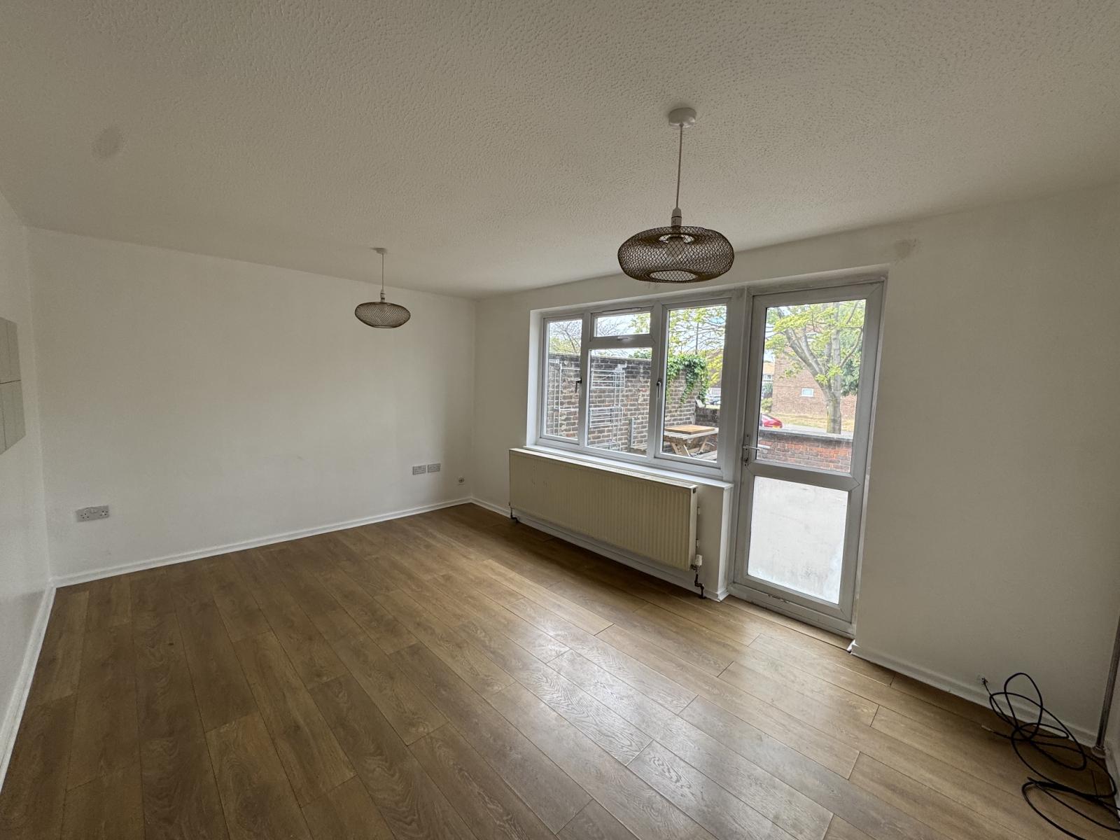 Flat Stable Close in Greater London