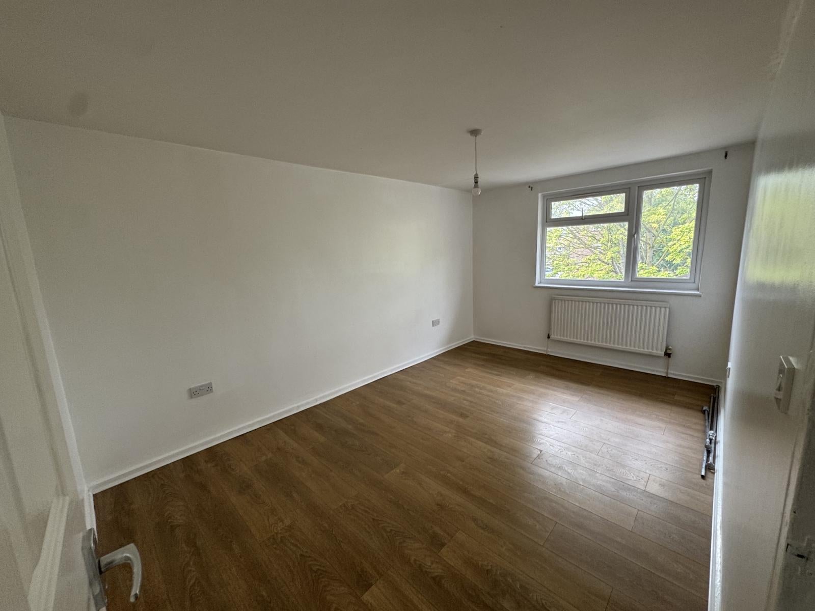 Flat Stable Close in Greater London