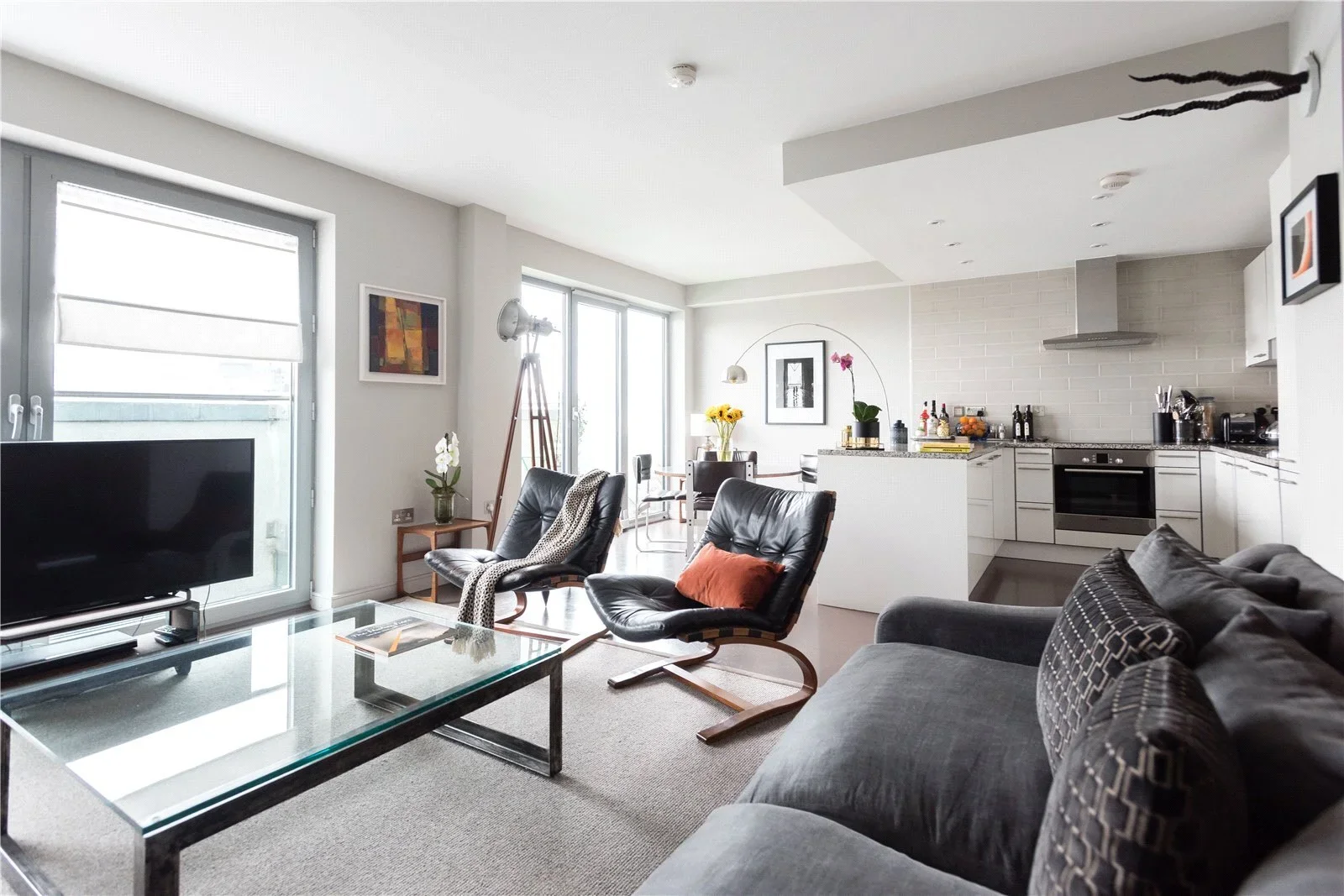 Flat Cowcross Street in Greater London