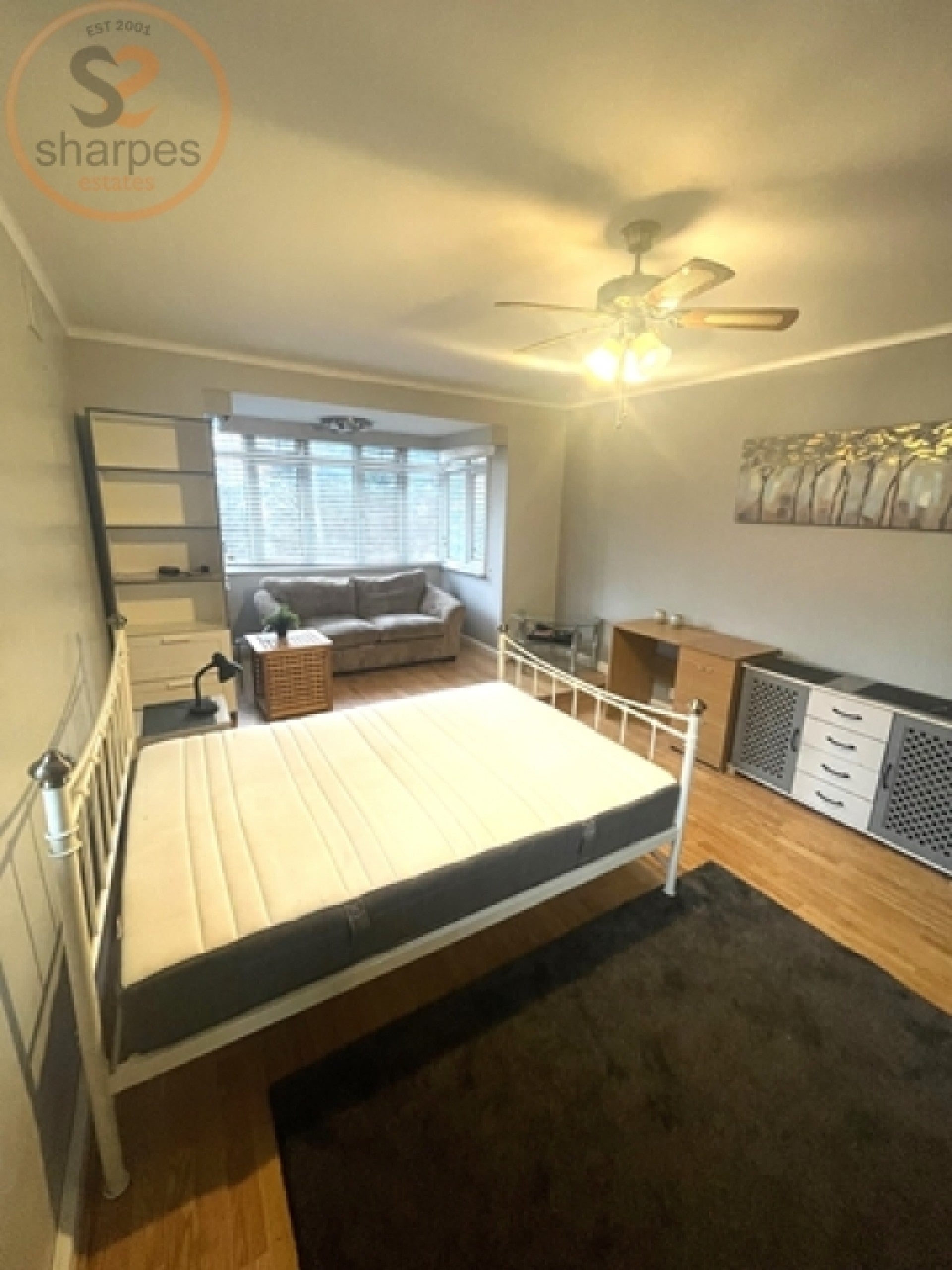 Room Kingston Hill in Greater London