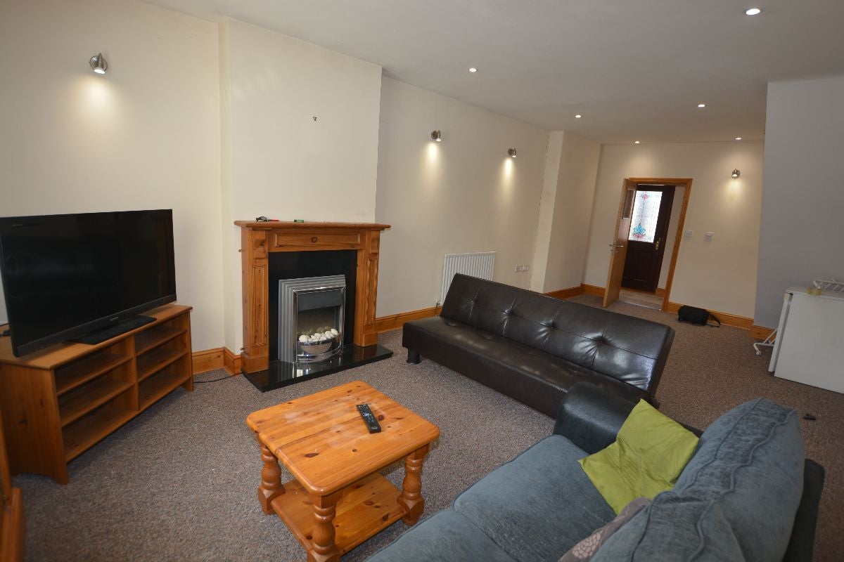 Flat Gateford Road in Bassetlaw
