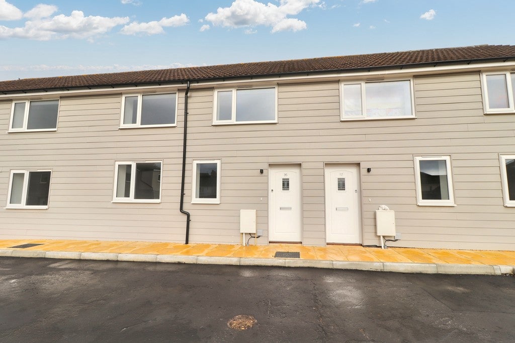 House Whitworth Close in Gosport