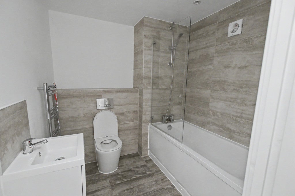 House Whitworth Close in Gosport