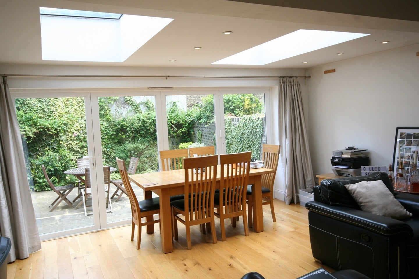 Flat Rostrevor Road in Greater London