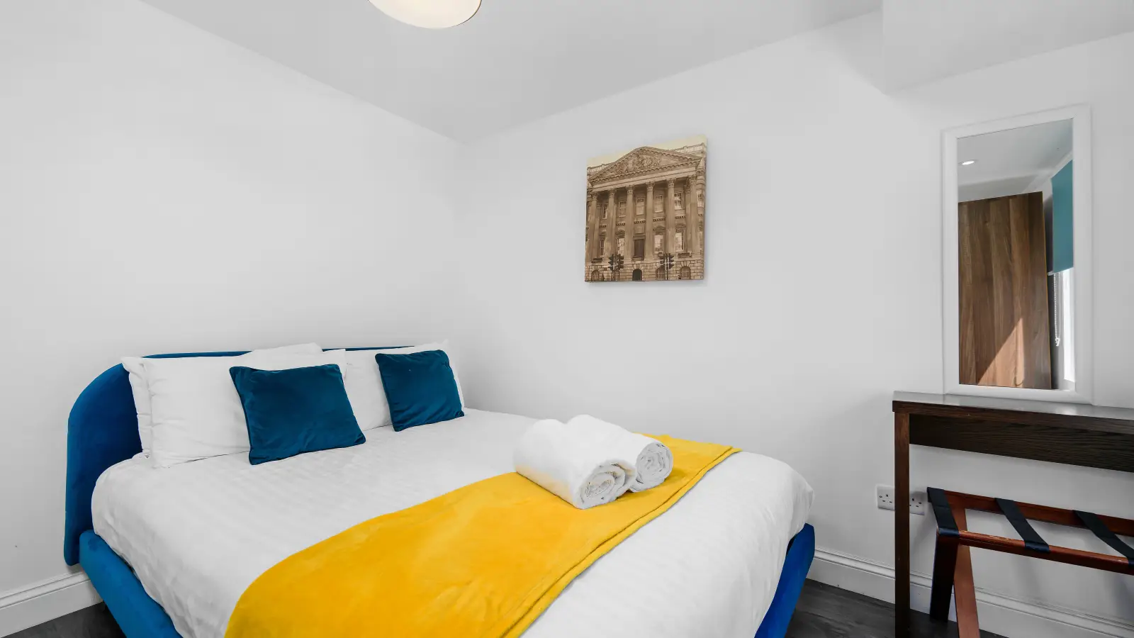Flat Charlotte Street in Greater London