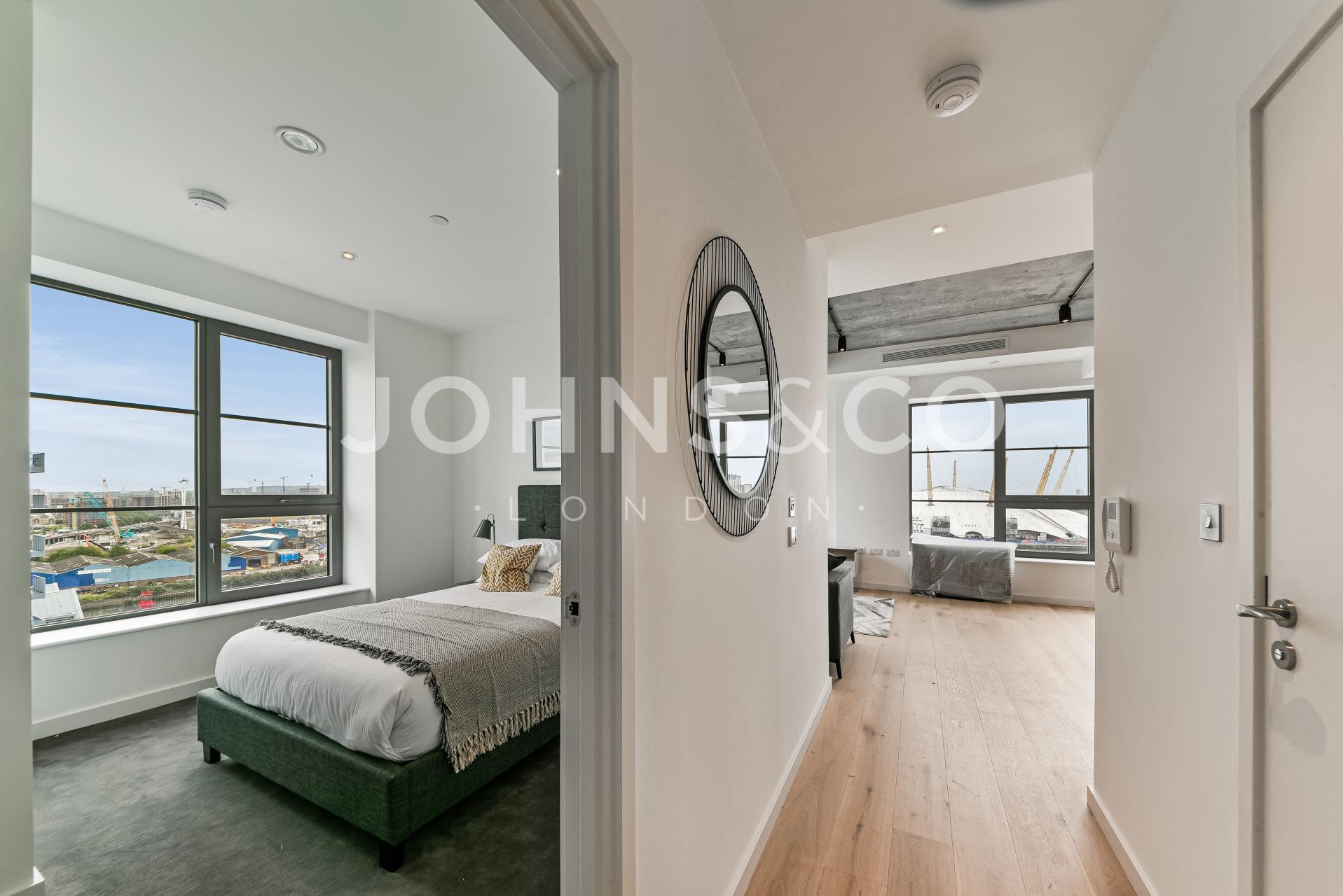 Flat Orchard Place in Greater London