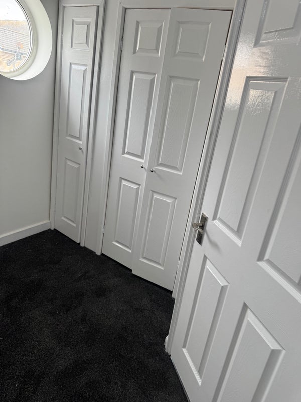 Room Miles Drive in Greater London