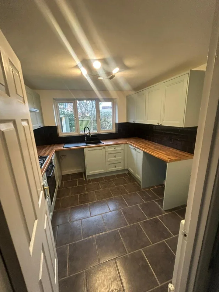 House Cromer Way in Streatley