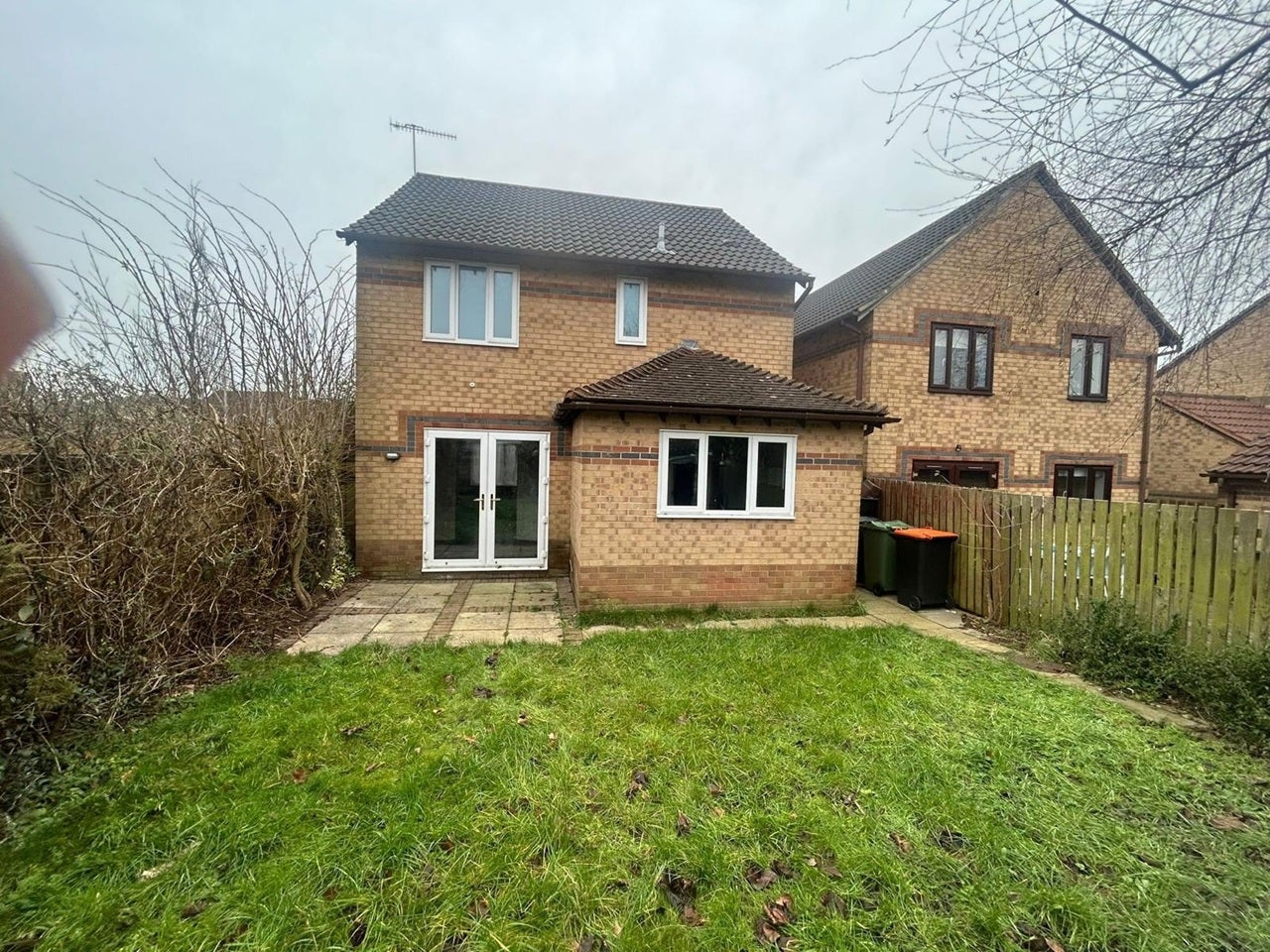 House Cromer Way in Streatley