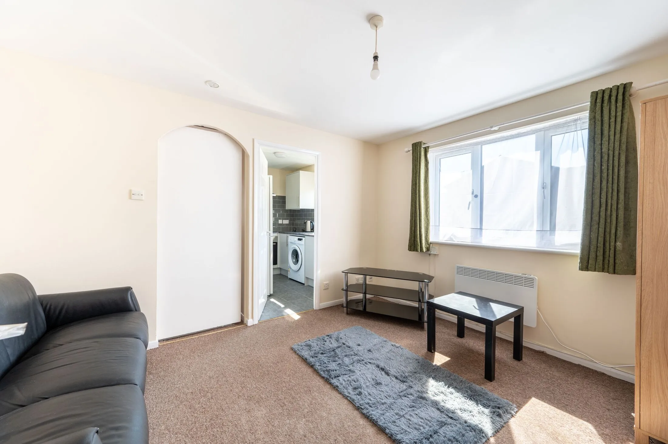 Flat Pempath Place in Greater London