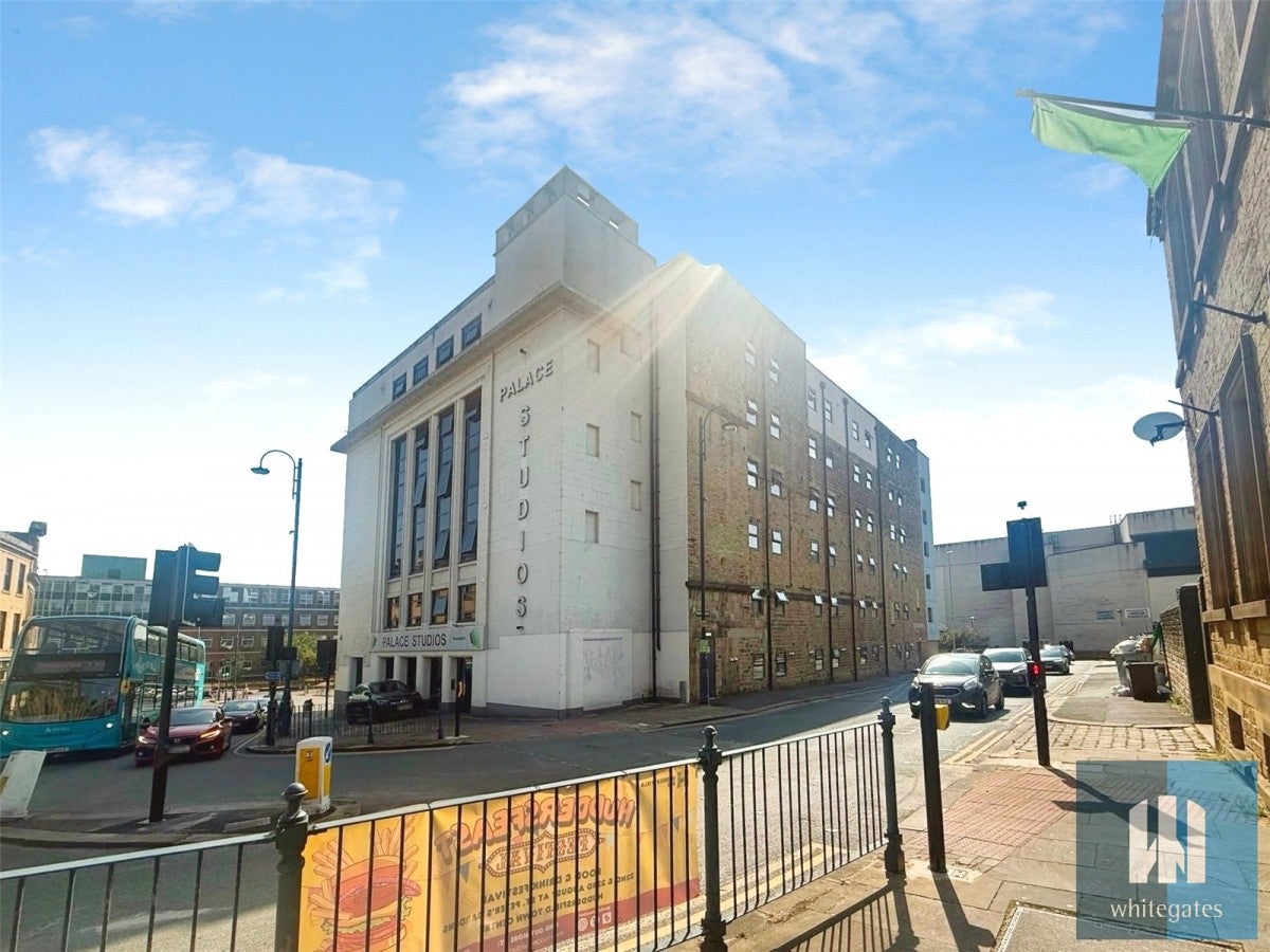 Flat Kirkgate in Kirklees