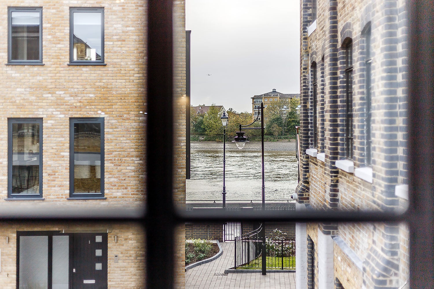 Flat Rainville Road in Greater London