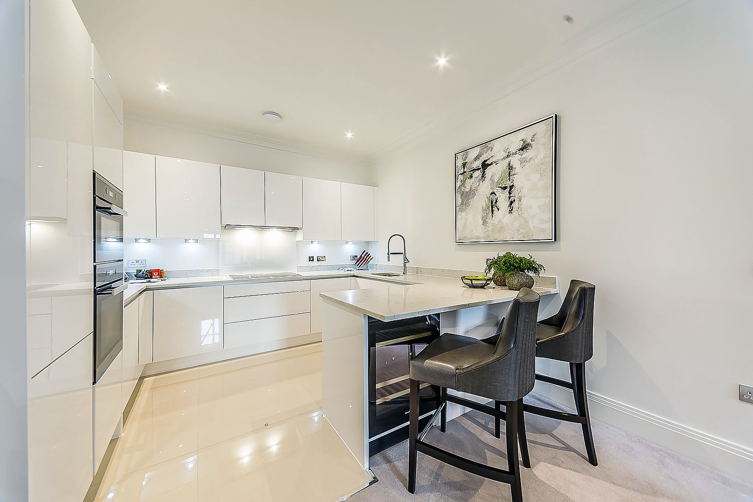 Flat Rainville Road in Greater London