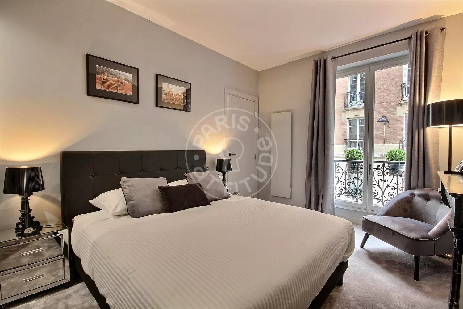 Flat Rue de l'Abbé Grégoire in Paris