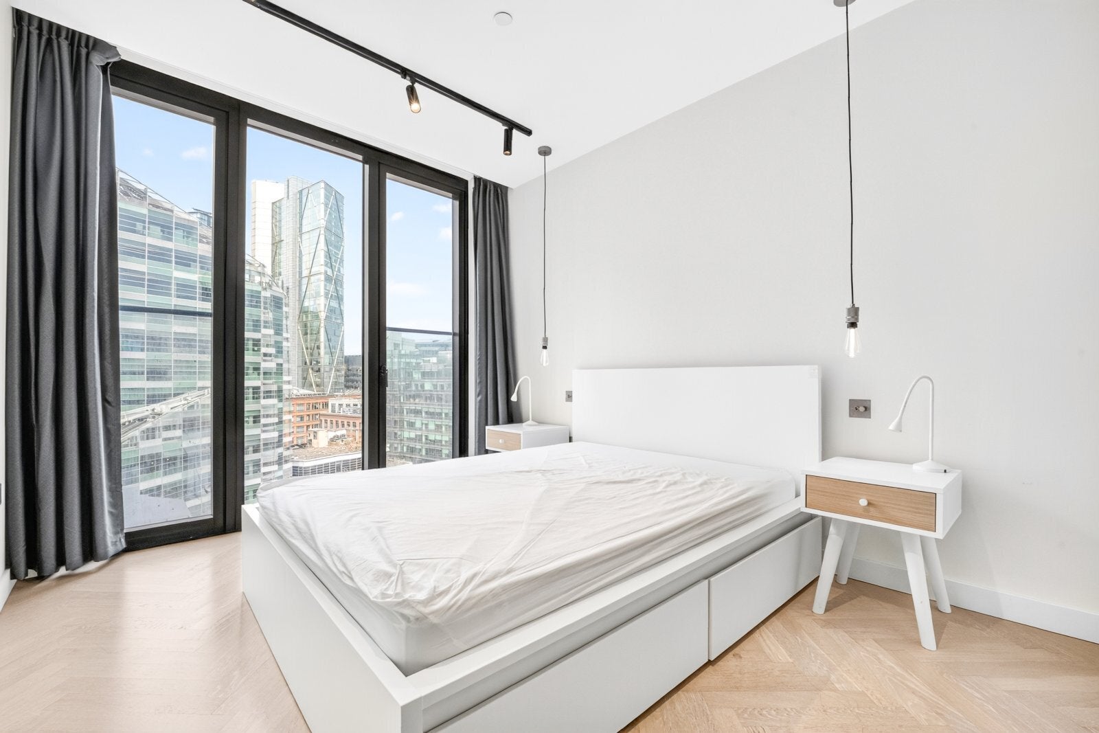 Flat Earl Street in Greater London