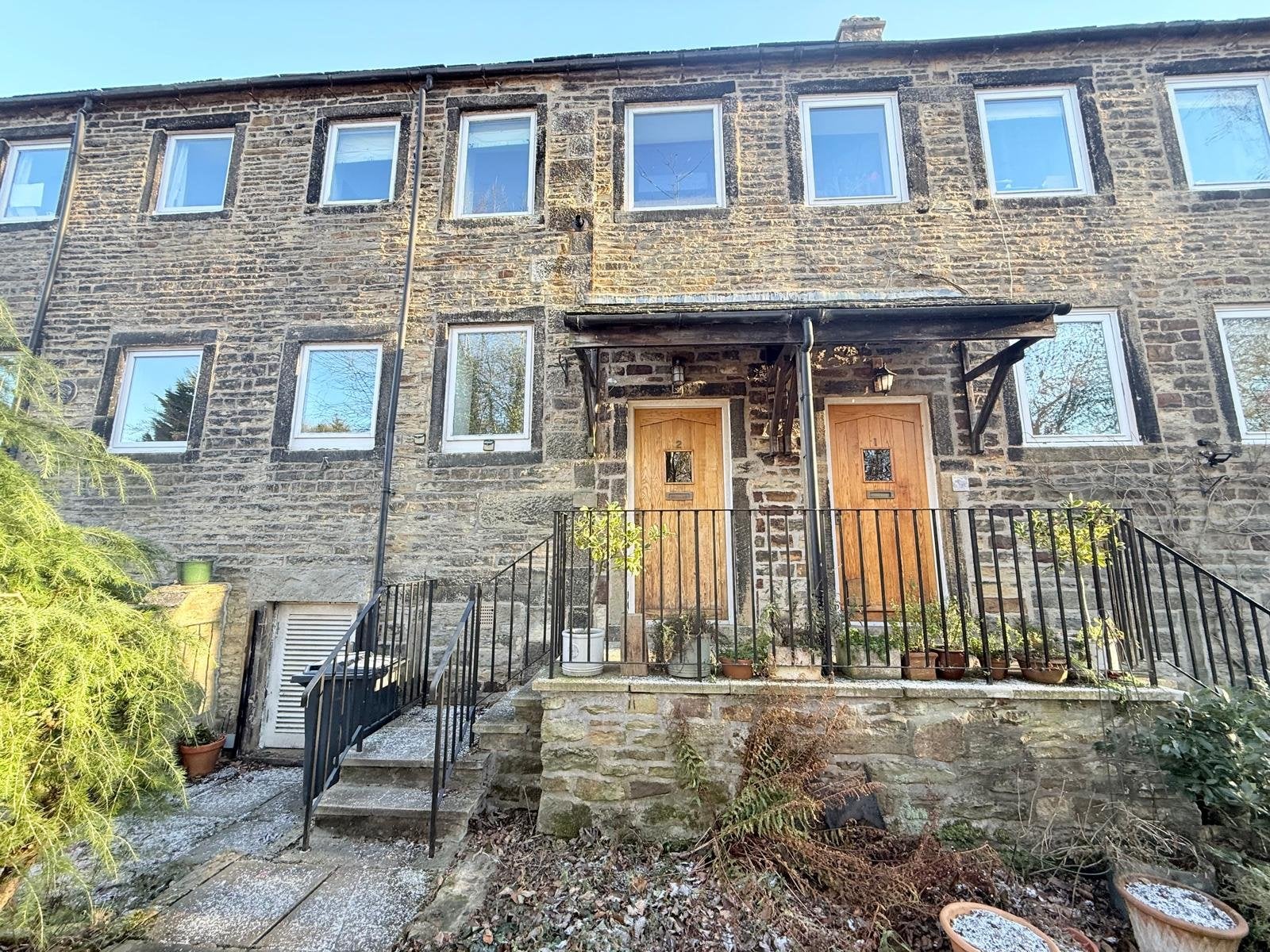 House High Mill Lane in Bradford