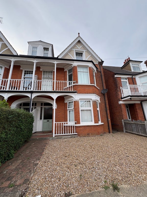 Flat Leopold Road in East Suffolk