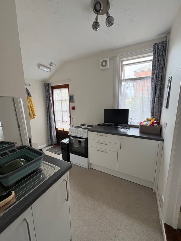 Flat Leopold Road in East Suffolk