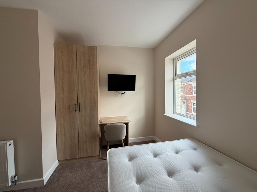Room Claremont South Avenue in Gateshead