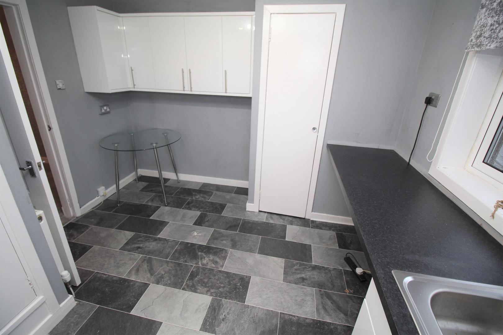 Flat Albert Road in Gourock