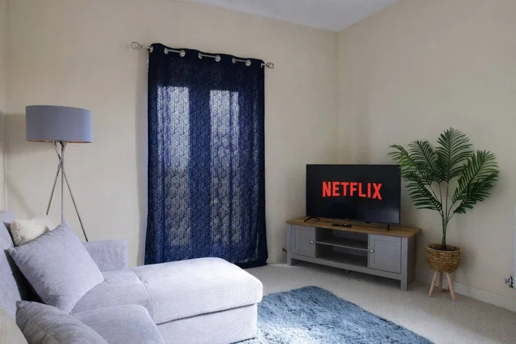 Flat Milburn Drive in Duston