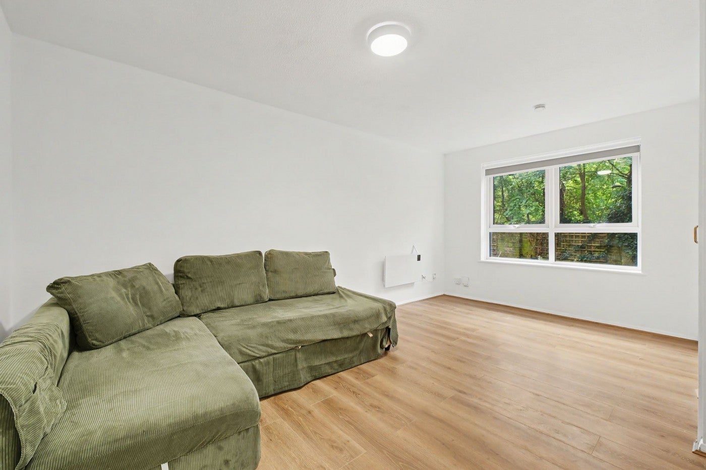 Flat Wedmore Gardens in Greater London
