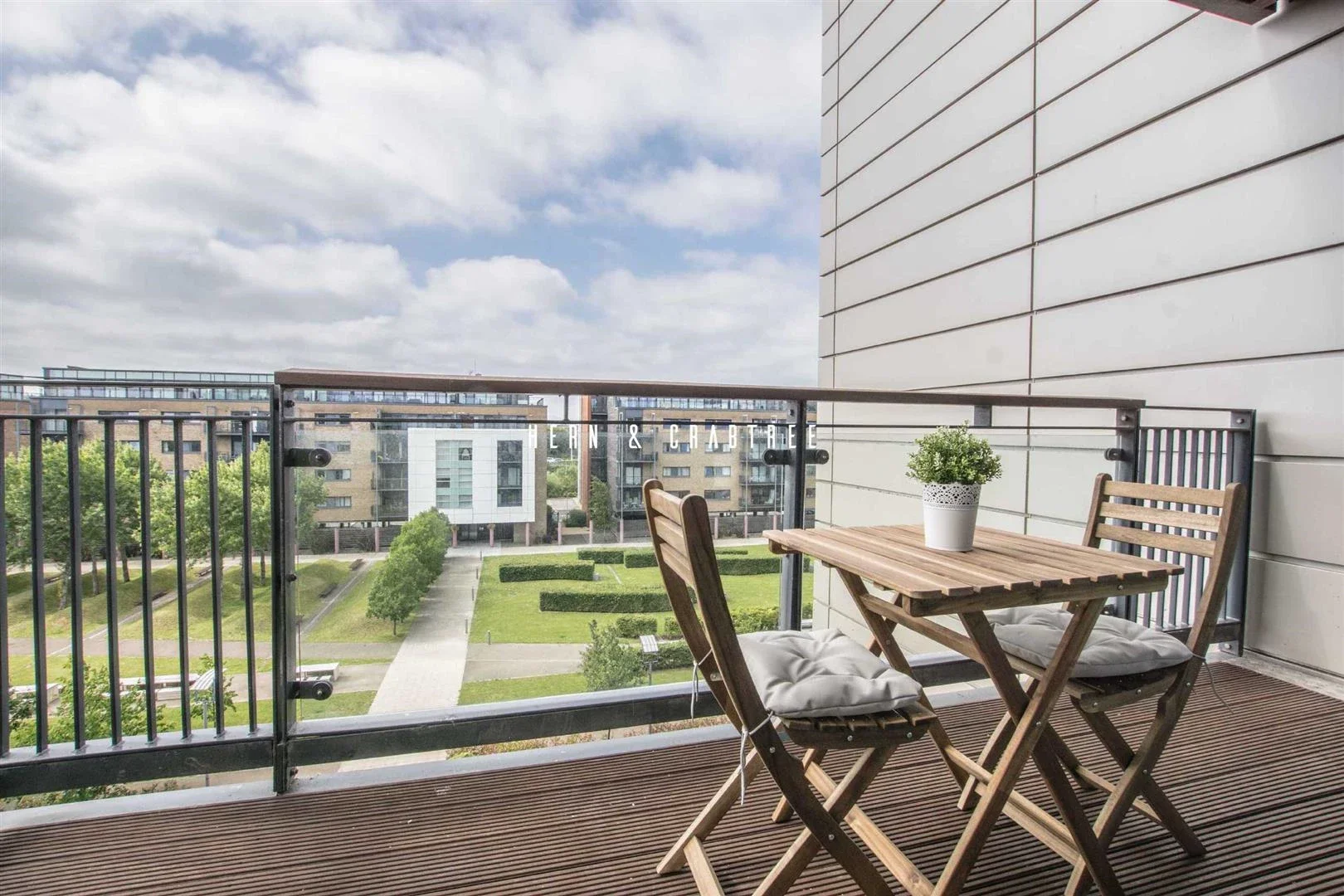 Flat Butetown Link in Cardiff