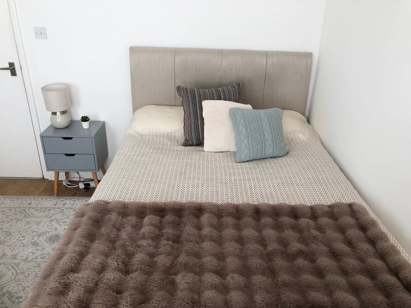 Room Varcoe Road in Greater London
