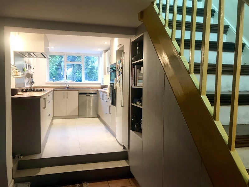 Room Elderfield Road in Greater London