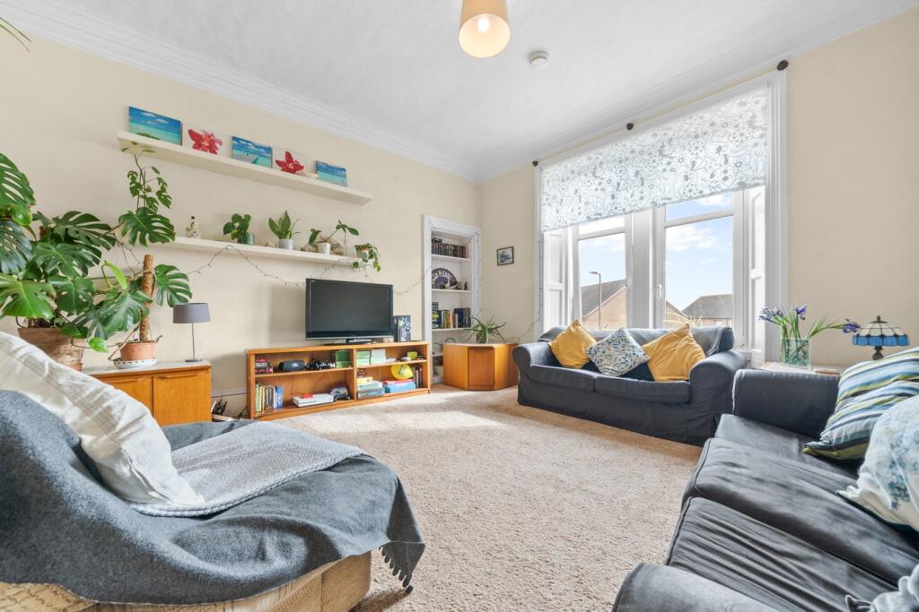 Flat Forth Crescent in Stirling