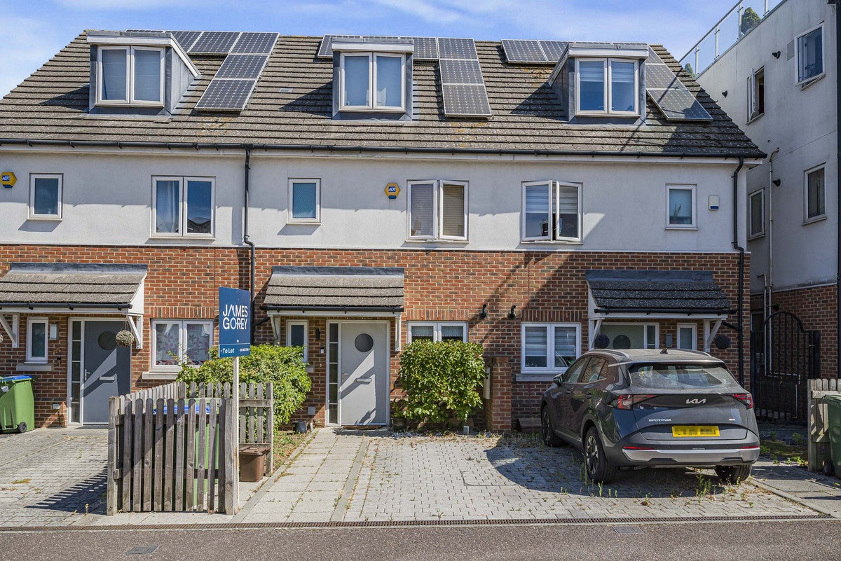 House Craybrooke Road in Greater London