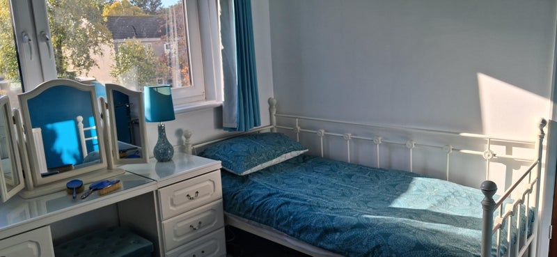 Room Crosswood Crescent in City of Edinburgh