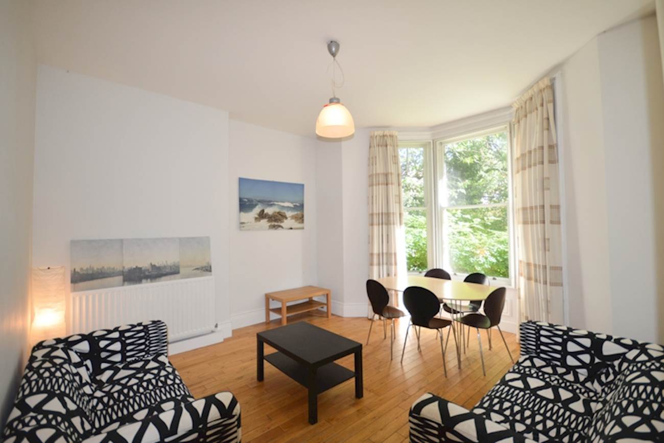 Flat Osborne Avenue in Newcastle upon Tyne