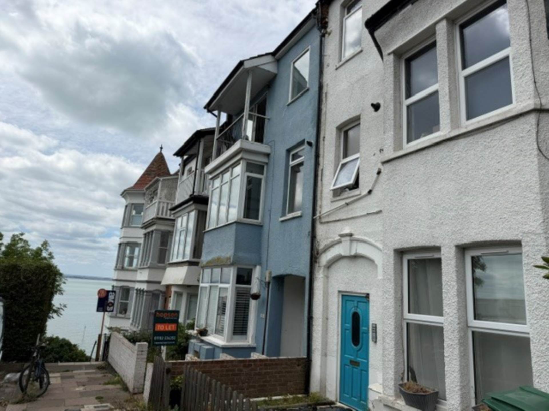 Flat San Remo Parade in Southend-on-Sea